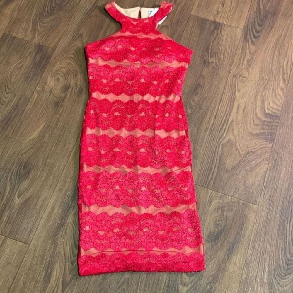 Emerald sundae red lace bodycon dress. Formal‎ razor back fitted midi dress.
